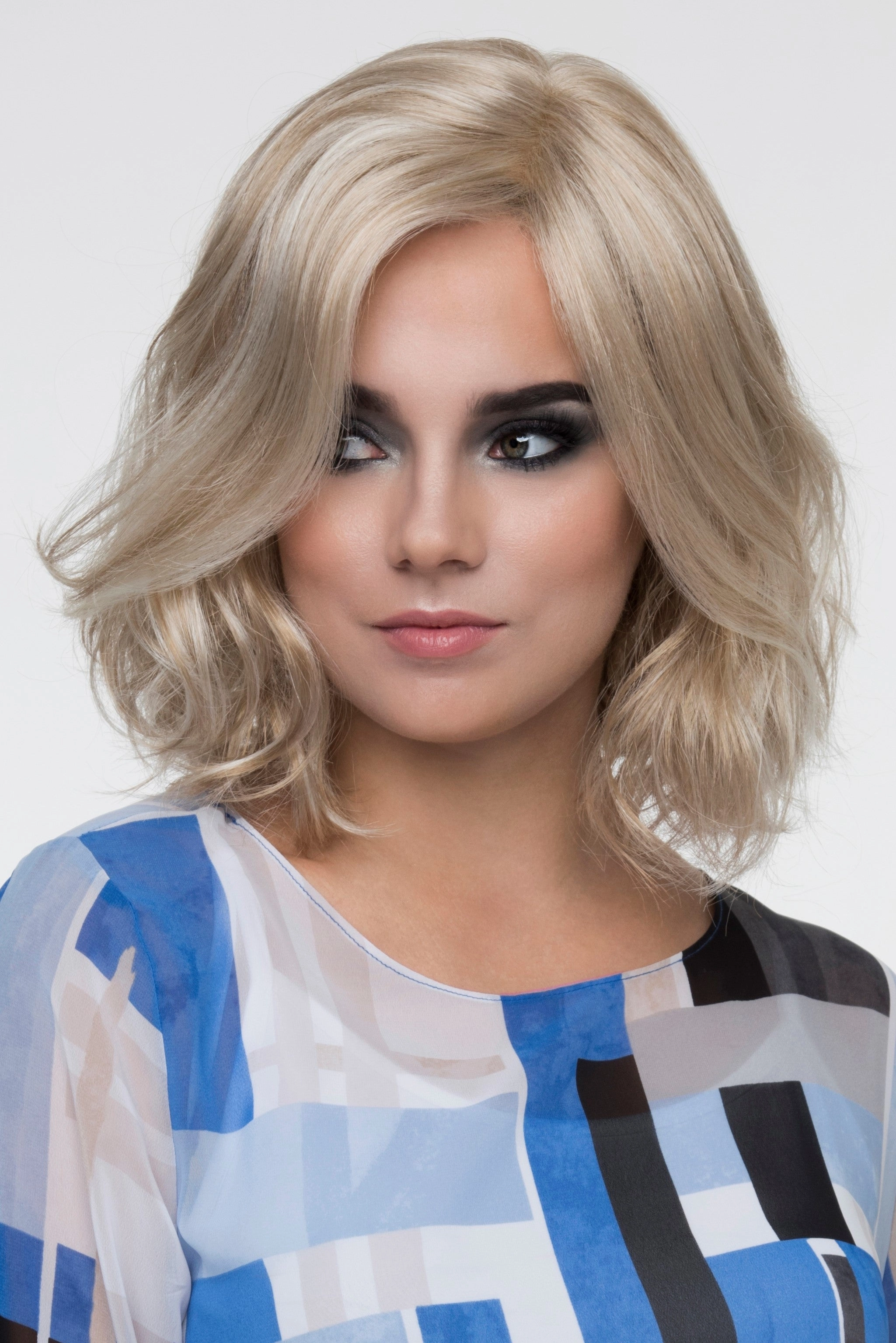 Envy Wigs - Chloe