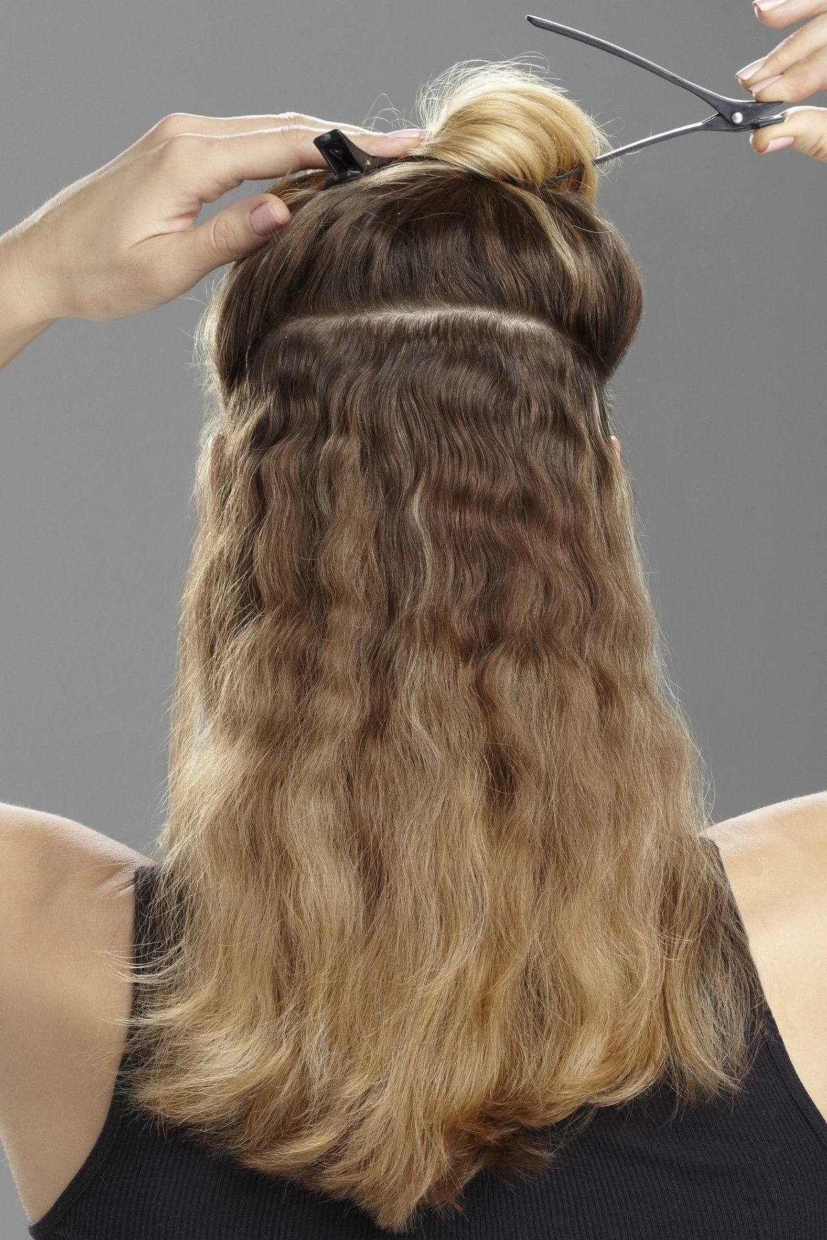 Hairdo Wigs Extensions - 20 Inch Wavy Extension (#H20STY)