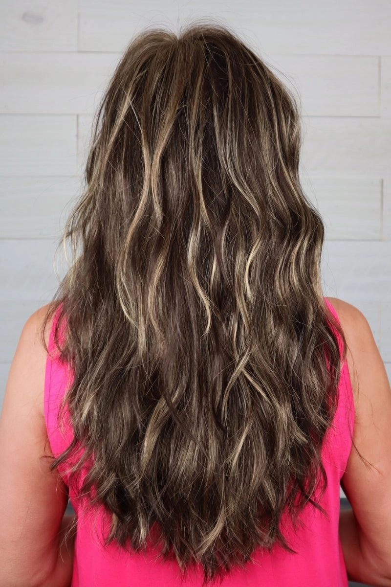 Mane Attraction Wigs - Vamp (#417)