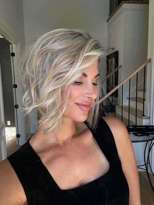 Trend Alert Large | Synthetic Lace Front Wig (Mono Part)